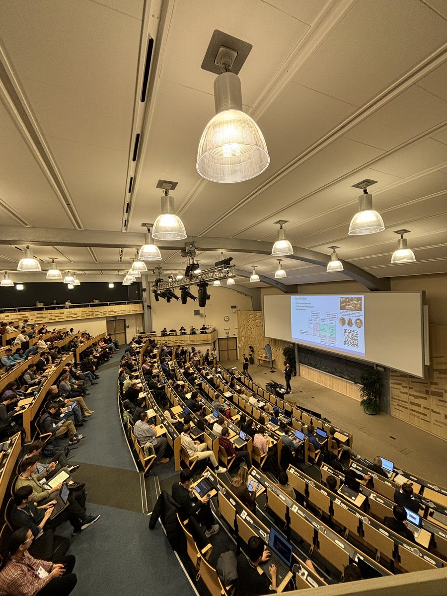 vfhernandes's tweet photo. As a physicist, I’ve always wanted to visit @CERN. Last week at QTML2023, I finally got the chance. It was an incredible experience - met old and new friends, learned a lot, and got ideas for future projects. Huge thanks to the organizers @CERNquantum. https://t.co/7nGkyOQwJR