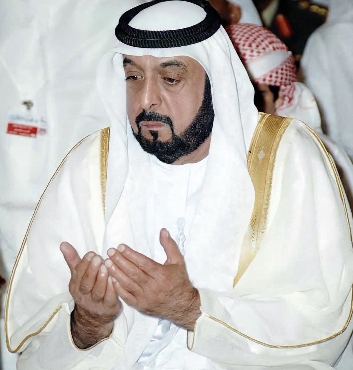 uae_love_ad121's tweet photo. اللهم في هذه الليلة المباركة ان ترحم ابونا الشيخ #خليفة_بن_زايد وان تغفر له وتدخله فسيح جناته 🤲🏻

#ليلة_الجمعة https://t.co/NMEOFtgrbK