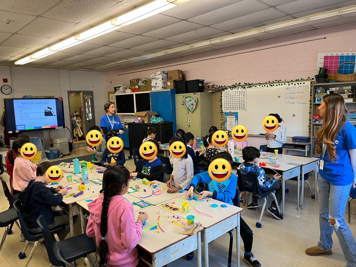 debngng's tweet photo. Thank you Veronika and Victoria from  @LetsTalkScience for the fun and interactive workshop on what it means to be a biologist. We had so much fun! @TDSBForestManor https://t.co/jmCM08BsMu