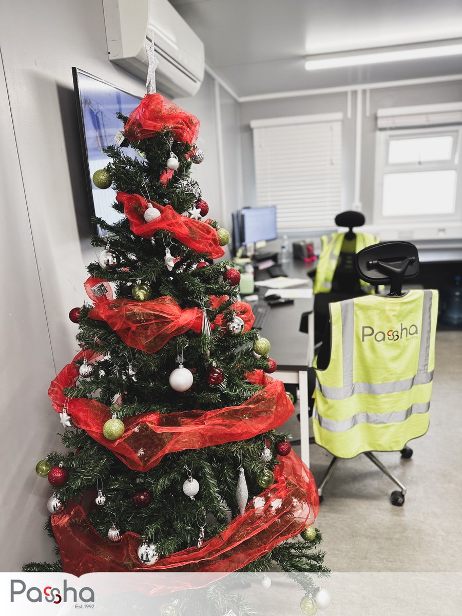 🎄✨ The Pasha Recycling family is getting into the festive spirit! 🌟🌍 Our Christmas tree is up!
📢 Quick reminder: Our offices will be closed from December 22nd, 2023, to January 2nd, 2024, to celebrate this special time of the year!#PashaRecycling #SustainableHolidays#🌟🎅