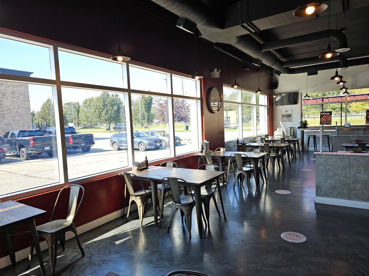 carve_real's tweet photo. Licensed pizza franchise in downtown Leamington in a prime location. annually.
Looking for other great opportunities? Visit https://t.co/1C9BgVa7Yd to find out more.
#carverealestate #businessbroker #franchisebroker #restaurantexperts #hospitalityrealestate #restaurantrebranding https://t.co/Y2pqjD89Zx