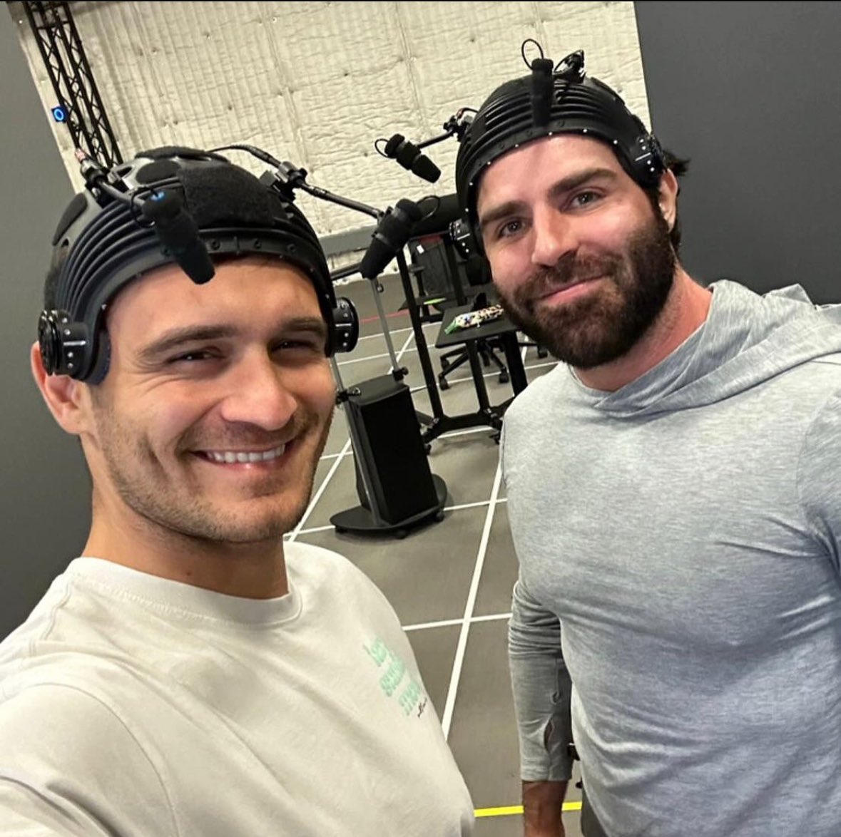 YulianKostov's tweet image. And in a parallel universe they are pals! 🧼and💻 @neil_ellice
#MakandSoap
#Soap #MacTavish #makarov
#cod #callofduty #modernwarfare3 #mw3 #mw|ll
#modernwarfarelll