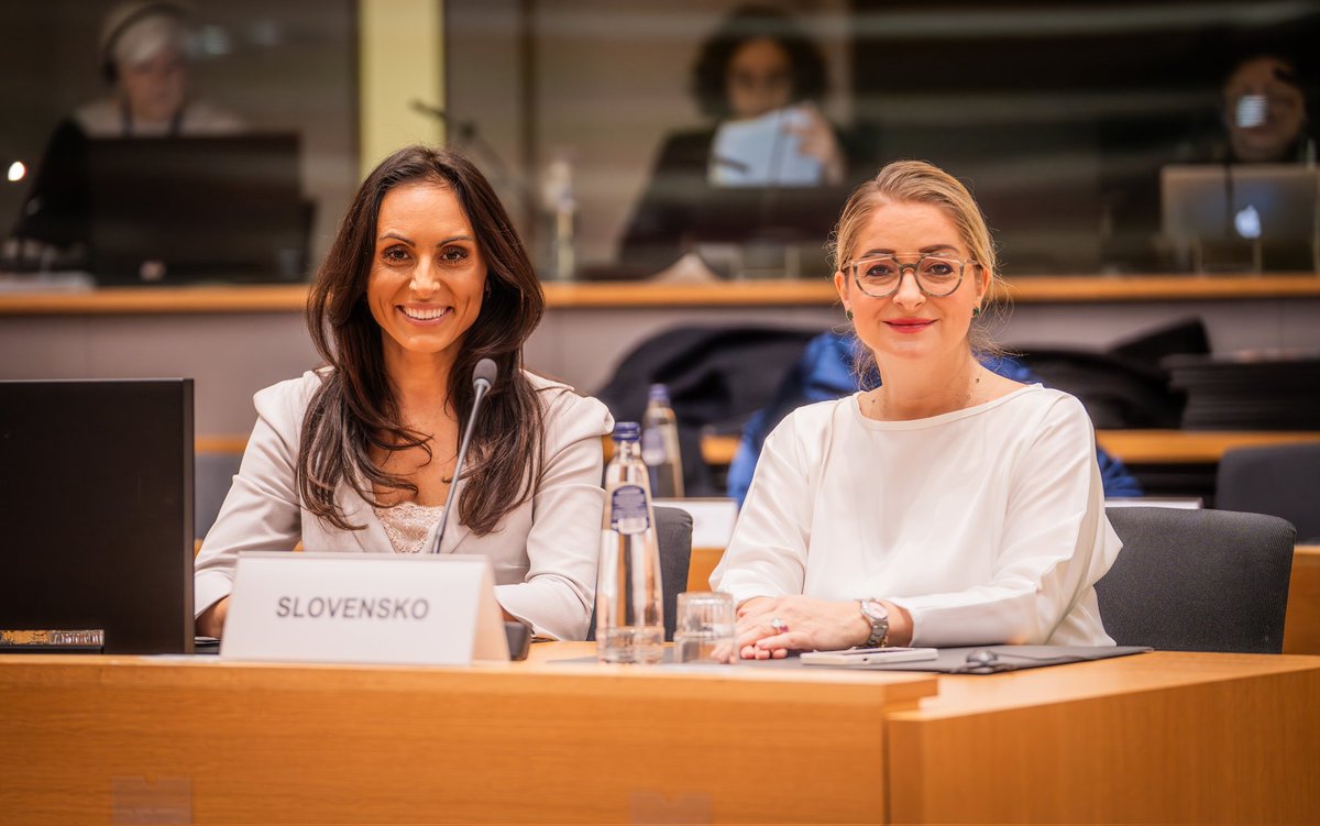 SLOVAKIAinEU's tweet photo. #EPSCO #Health 1/2
🇸🇰 Minister Zuzana Dolinková:

💊 #Medicines cannot be considered as ordinary goods, but as special goods that heal &amp; save human lives.
⏩ We should avoid measures which are part of the solution for some, but create major problems for the others. https://t.co/omPGgatklW