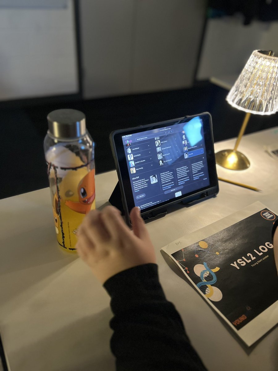 Miss Smith tweet media