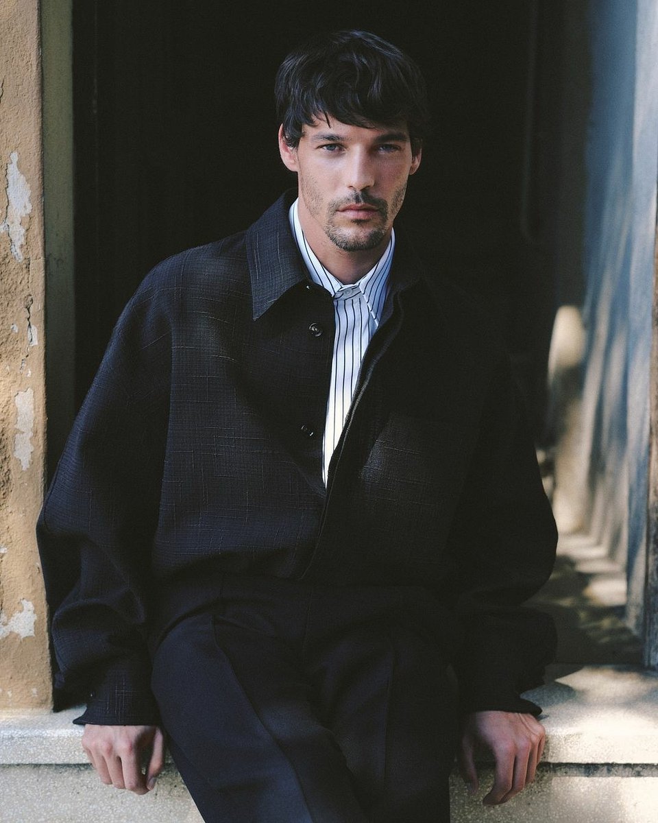 clearmodelsmgmt's tweet photo. Jorge Roman for Mytheresa Men. Shot by Valentin Hennequin.

#clear #clearmanagement https://t.co/A9MkVXzEWE