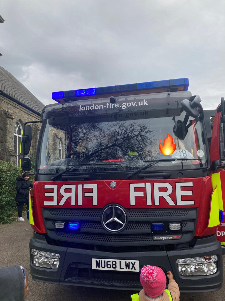 Play Place tweet media