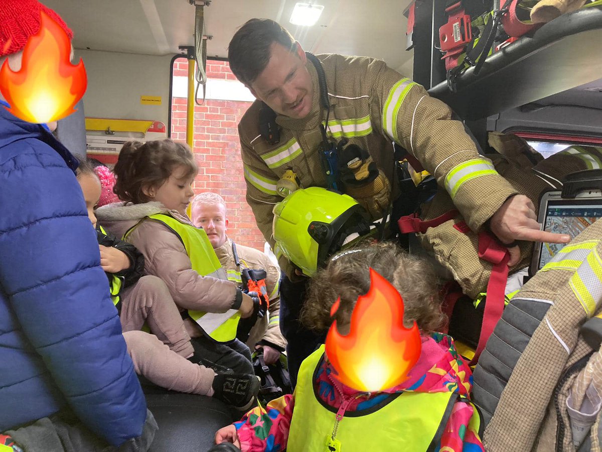 Play Place tweet media