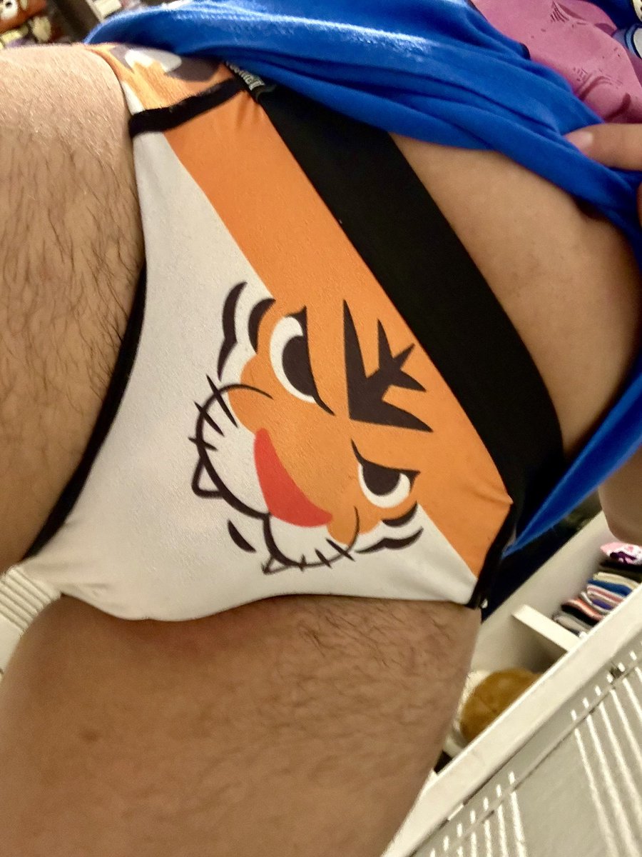 PaddedMax's tweet photo. Today I will be a fierce tiger! 🐯🐯🐯🐅
ROAR!!! https://t.co/d7TvB2VqsG