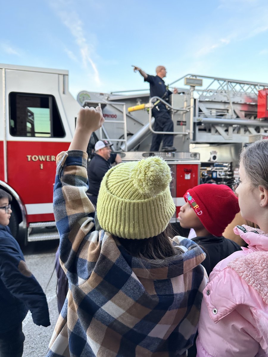 Franklin Fire visited the students of Gentry's on Wednesday! We are thankful for our community partners who help teach our students about community roles! <a href="/FranklinFire/">Franklin Fire Department, Franklin, TN</a>