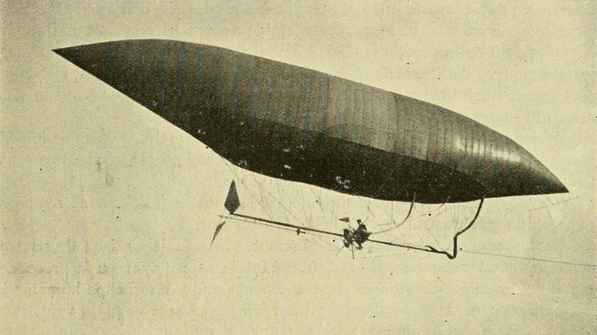 Santos Dumont No 4, 1900. Published in L'Aerophile (Archive.org)