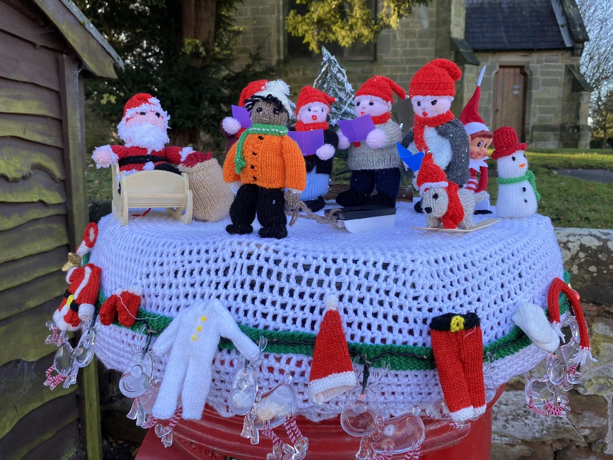 DBParishCouncil's tweet photo. It’s beginning to look a lot like Christmas 🤩🎄🎅🏻 #postboxtopper https://t.co/Oa4TFpYbpd