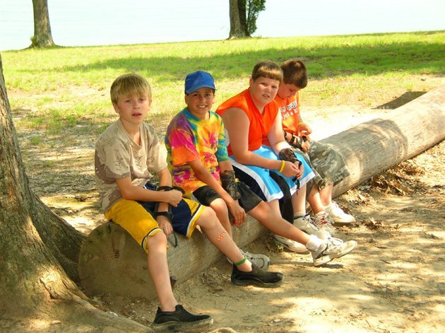 📸 #FlashbackFriday to 2006: Four boys, one log, endless memories. Laughter, camaraderie, and the magic of childhood friendships made at Trooper Island Camp. 💫
🌳👦👦👦👦
#SummerCamp #trooperislandcamp #Friendship #SummerCamp