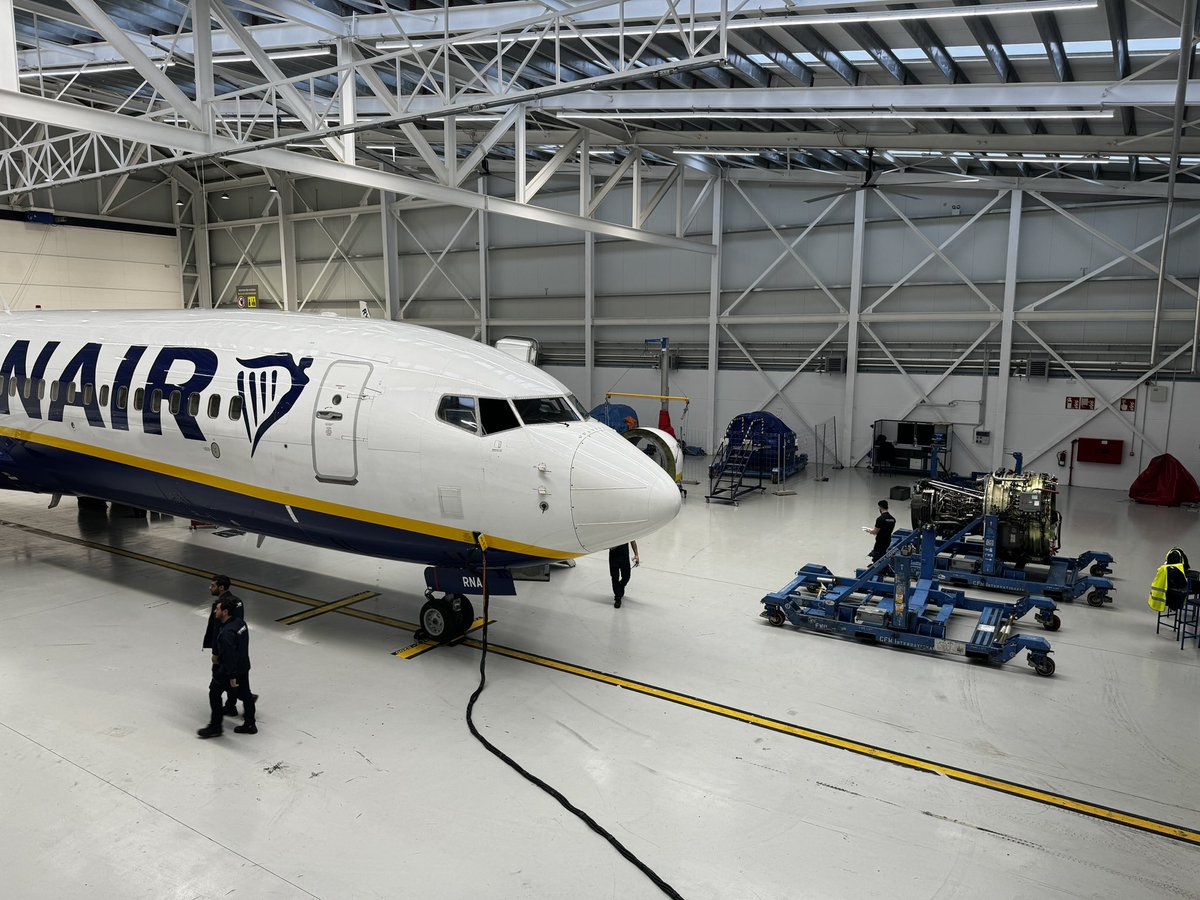 Ryanair maintenance facility at Seville.