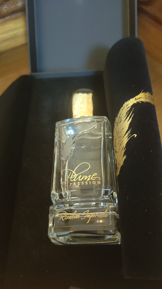 etxt1's tweet photo. #رابطة_عشاق_العطور

.
.
عطر هذا المساء البارد 😀

 Plume Impression

Rivalite Imperiale https://t.co/rBcQb1HzvY