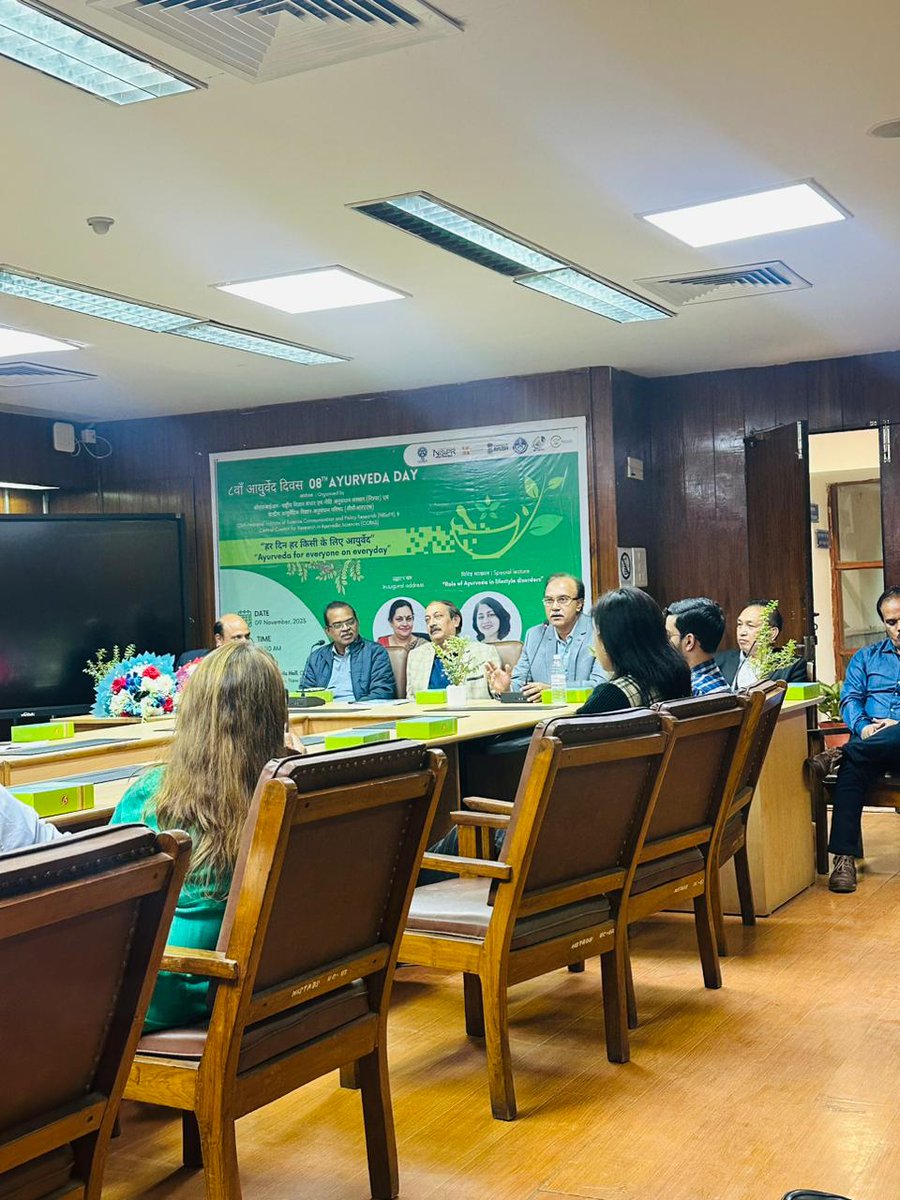 Today I retired after 33 years <a href="/CSIR_NIScPR/">CSIR-NIScPR</a>. Enjoyed my work as Editor of <a href="/ScienceReporte1/">Science Reporter</a> &amp; Head, Popular Science Division. A fulfilling journey popularising science and reporting S&amp;T news, especially focusing on Indian S&amp;T breakthroughs &amp; achievements.

<a href="/CSIR_IND/">CSIR, India</a> <a href="/Ranjana_23/">Ranjana Aggarwal</a>