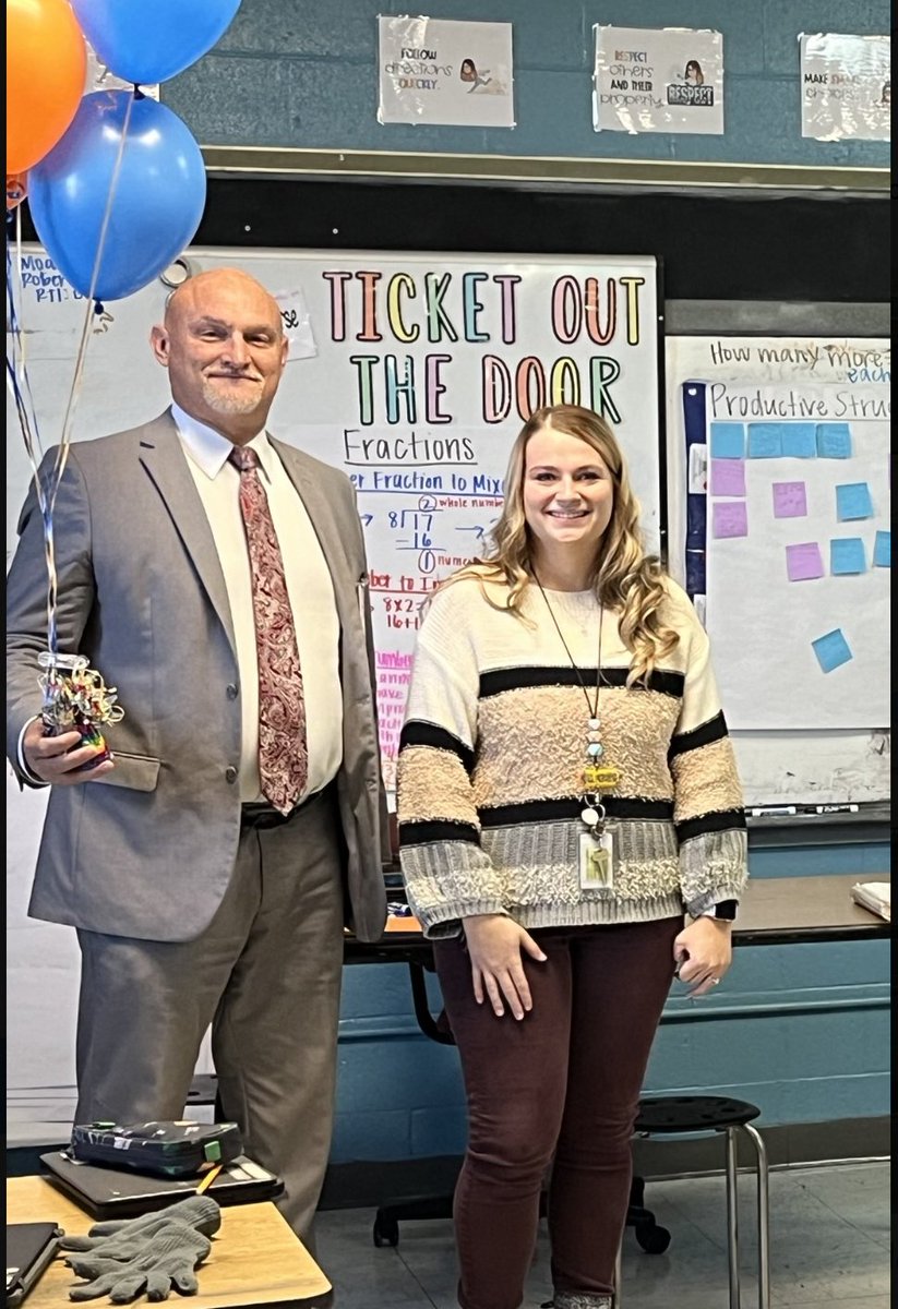WestViewVols's tweet photo. Congratulations Jordan Moates! DISTRICT Teacher of the Year! Way to GO! https://t.co/Tr7bpWwiyJ