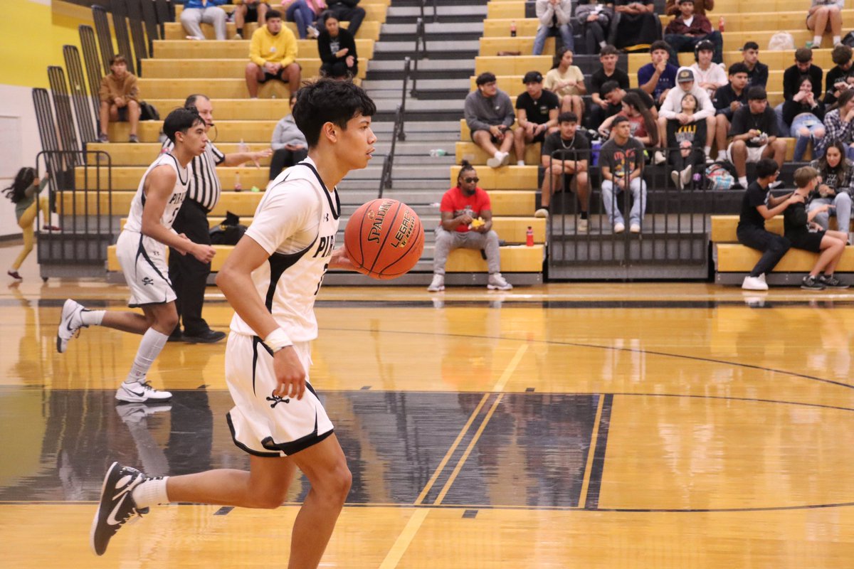 Lytle Basketball 🏀 tweet media