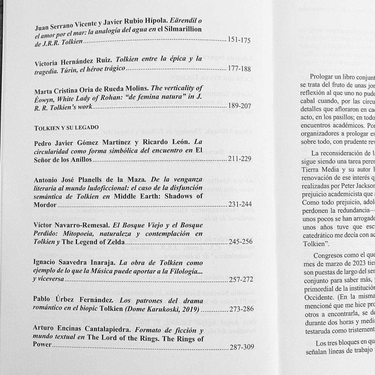 AlvaroAbellan's tweet photo. Nuevo libro: "Tolkien revisitado. A 50 años de su viaje a Valinor".
Contribuyo con un capítulo: "De la mímesis a la subcreación: rutas para investigadores del porvenir".
#Tolkien #libros https://t.co/oxY5rGwBed