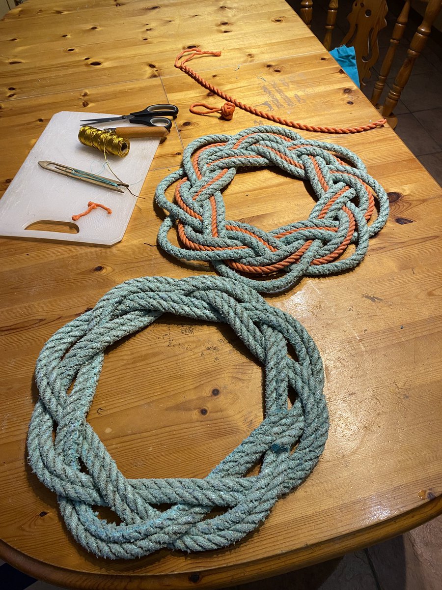 CornishSpliced's tweet photo. We think Decembers #ChrismasTreasureHunt winner may like one of our Wreaths?
Been busy making some new designs.
Thanks to @Dave_Dixon1 we have some orange and yellow ghost gear to work with.
Yellow or Orange Dave?
Just lights to fairy π§ββοΈ add
#RePURPOSEDinCORNWALL https://t.co/ii5mnZz1FP