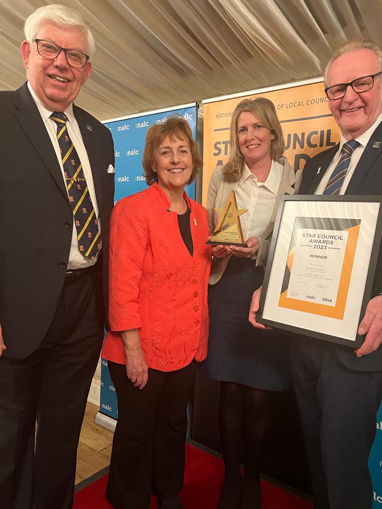 🏆We are thrilled to announce that EALC has been named County Association of the Year at the <a href="/NALC/">NALC</a> Star Council Awards! Thanks to staff, Executive Committee, training tutors, and our membership for their support. 🏆 #starcouncilawards #countyassociationoftheyear #awardwinners2023