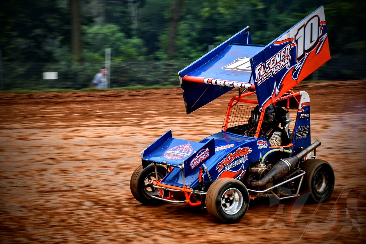 redtarget14's tweet photo. Today we have @wes_libert in his always sharp 270cc Micro at @hillblanket. This pic was taken on my first time taking photos at the track on 7/15/23. Wes and Team are always great to see at the track!
#BlanketDown #ElbowsUp #DirtTrackRacing #270ccMicro #MicroSprint #SprintCar https://t.co/7qRA9lRnDs