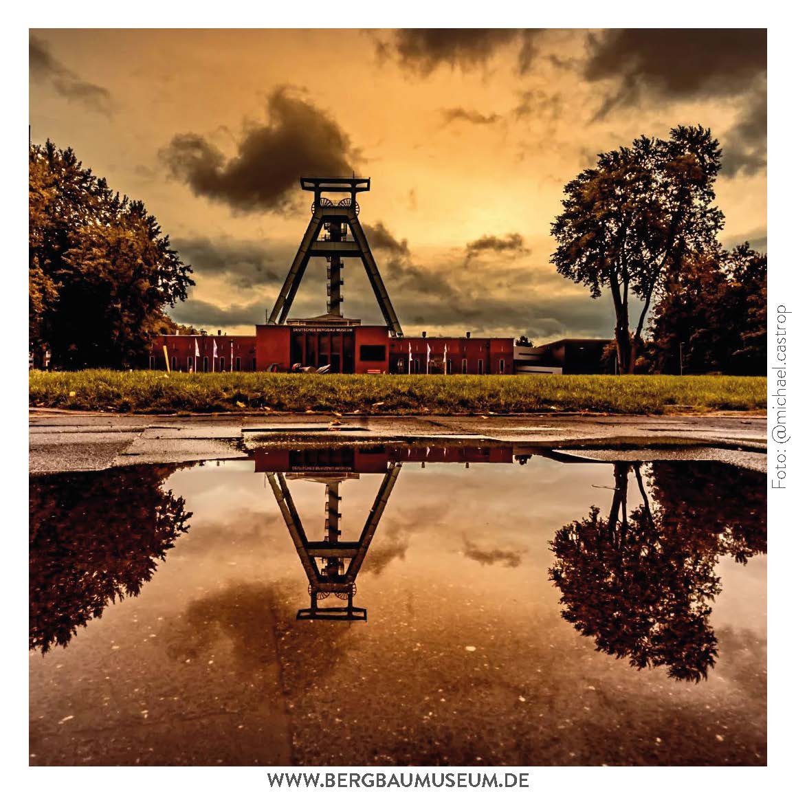 dbmbochum's tweet photo. Unser #FotoDesMonats ist eine herbstliche Aufnahme, auf der das @dbmbochum geradezu geheimnisvoll wirkt, was meint Ihr?
Danke an Michael Trösken für diese großartige Außenansicht!
Wenn Ihr auch #FotoDesMonats werden möchtet, taggt uns mit #DBMBOSpots.
#DBMBo #Repost https://t.co/6OnmVdAugc