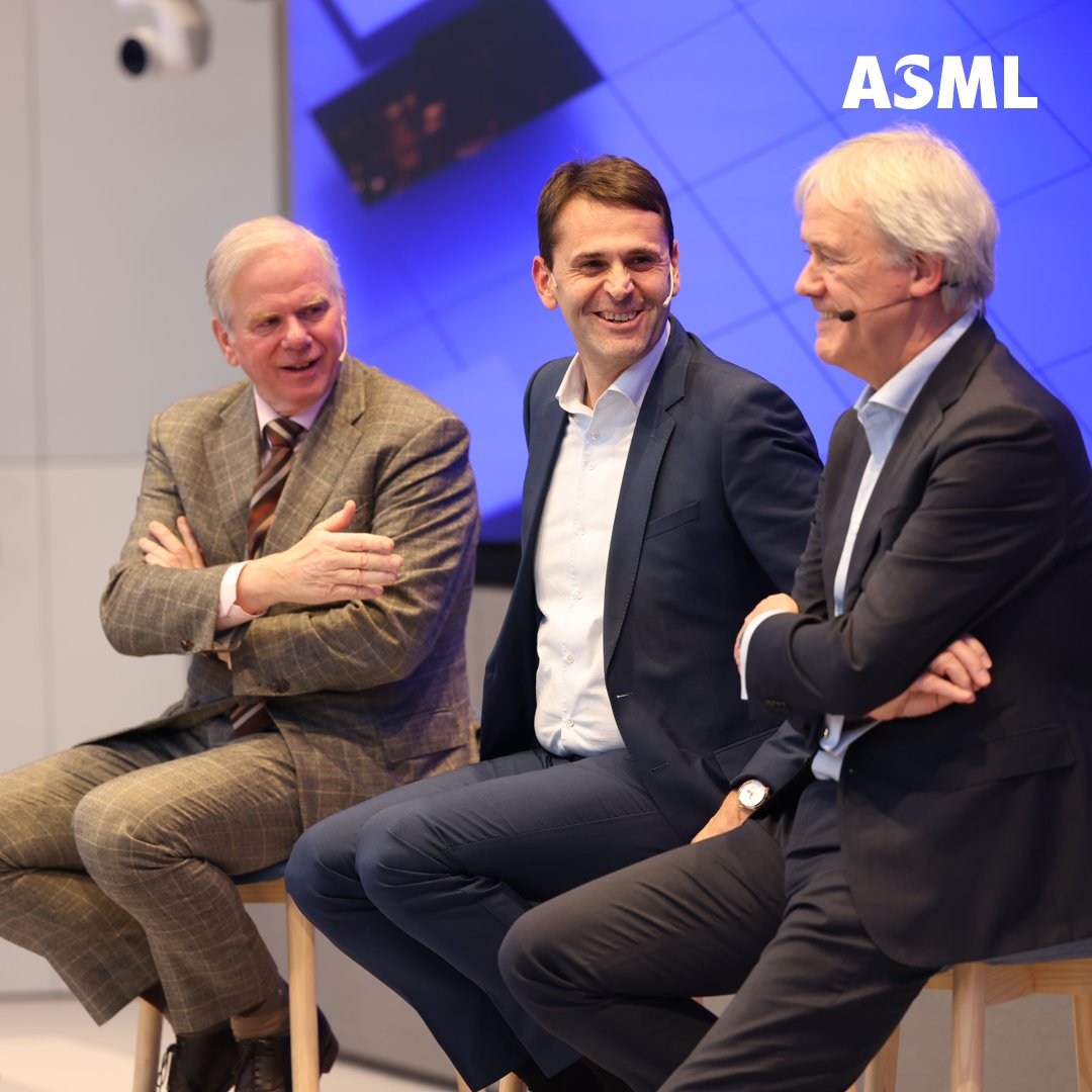 ASMLcompany's tweet photo. 1/8: ASML’s Supervisory Board announces it intends to appoint Christophe Fouquet as the company’s next President and CEO. ASML’s Co-Presidents Peter Wennink and Martin van den Brink will retire on April 24, 2024.

Discover more in this thread. 🧵 https://t.co/2BVezWP2Uk