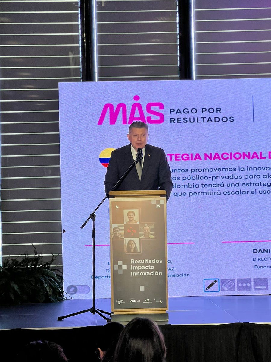 Embajada de Suiza en Colombia tweet media