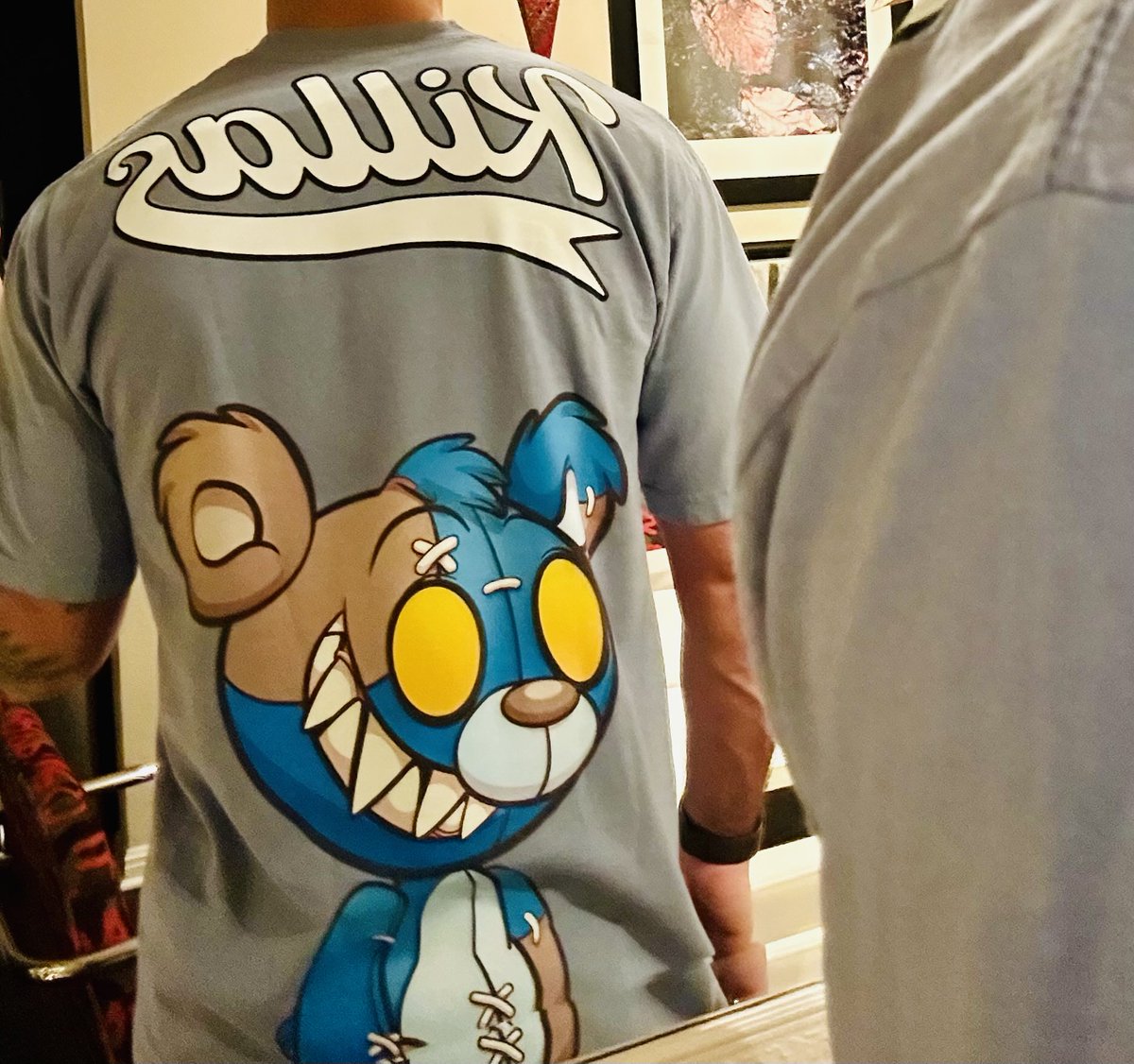 ScooterMcScoob's tweet photo. DAY 3
Tell me you’re a @killabearsnft w/o telling me you’re a @killabearsnft.
Today’s Custom #Killawear💧is brought to you by Patches.
Only 13 Patches in the entire collection.
Only 1 featured in a @killabearsnft XL.🍆
@mr_benft - Wen Patches #Killatoy?
#WeLikeTheBears @Portalcoin #Portalcoin