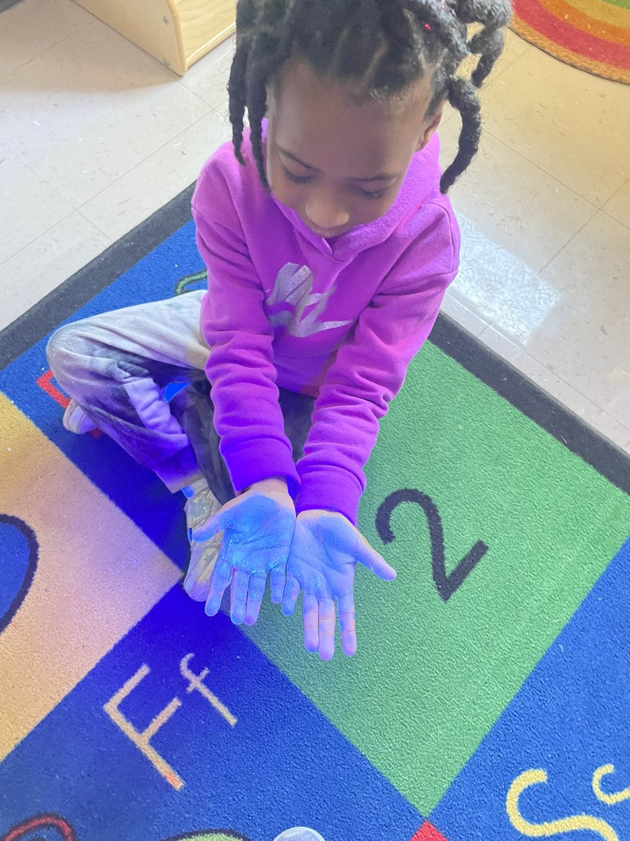 Kristy Hopkins tweet media