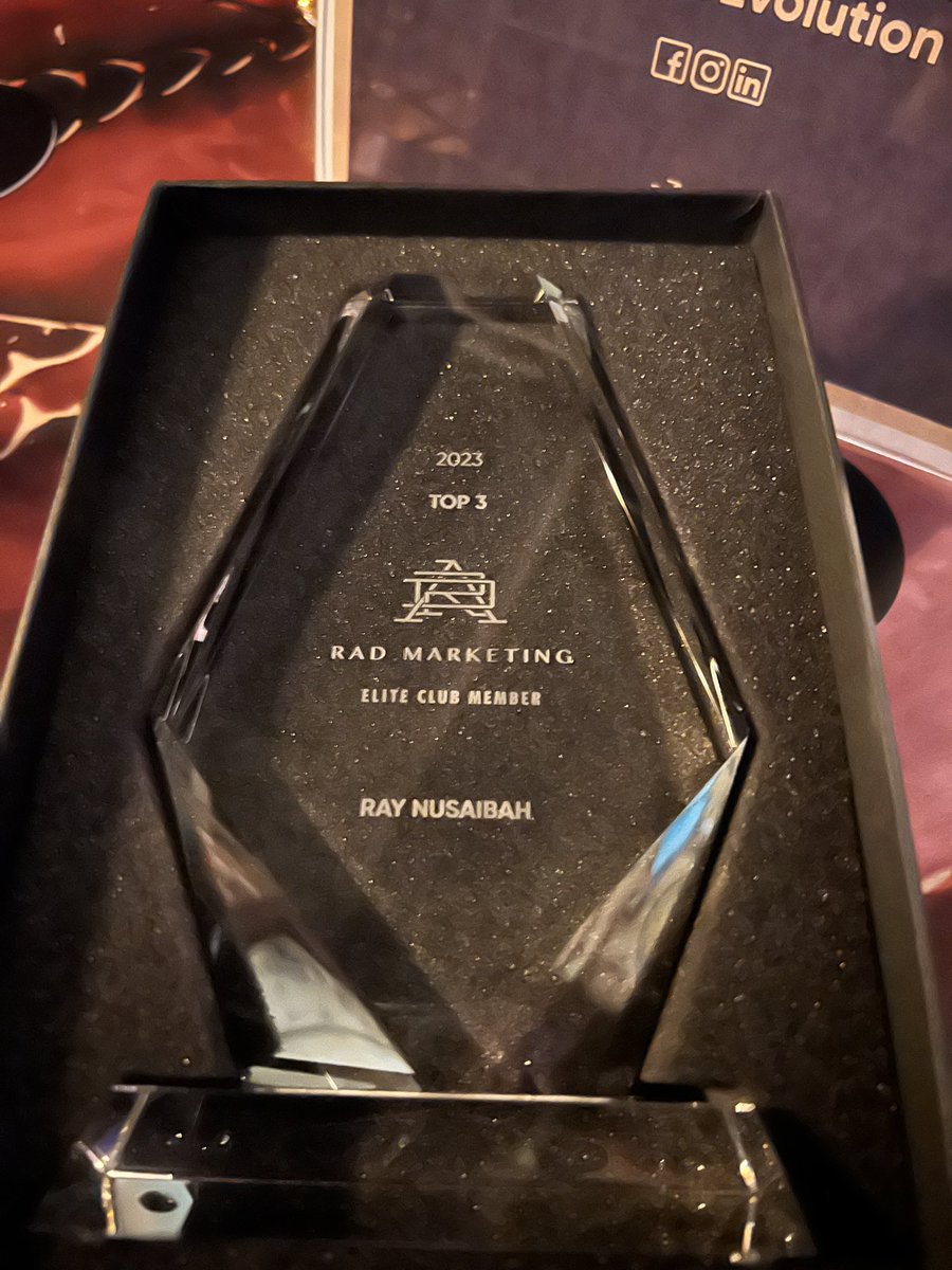 donray75's tweet photo. Grateful &amp; Thankful for being The Top Broker W/ @radmarketing for 2023 🙌🏻
#JoinTheEvolution 2024 🚀
#RayNusaibah #Sothebys #RayTeam #Toronto #NewYork #Miami #London #AboutLastNight #Istanbul #Entrepreneur #2023EliteEYOEvent #TheRadDifference #Condo_Boutique #RaysRealEstateGlobal https://t.co/MQVFn4KC6m