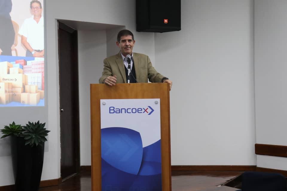 #Ahora || <a href="/BancoexVE/">Banco de Comercio Exterior</a> inicia seminario de "Internacionalizar a través de Franquicias", actividad que se realiza en coordinación con la Cámara Venezolana de Franquicias (Profranquias), en la cual especialistas en materia de comercio exterior brindan las herramientas necesarias...