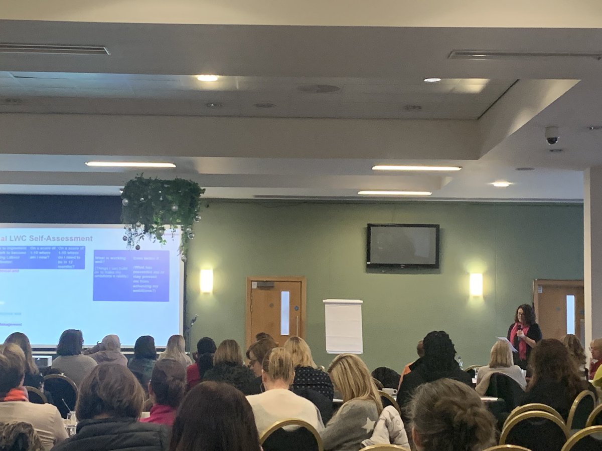 Privileged to have attended the labour ward co ordinator strengths profile and launch of the competency framework today in Leicester. What an incredible day to showcase the role of a LWC. Excited to consider next steps and implementation. @kerrifeeney1 @SarahSmiles80 @LisaAJesson