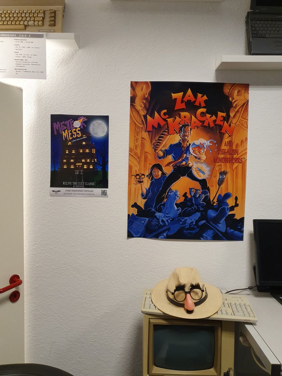 MeteorMess3D's tweet photo. Side by side ...
#MeteorMess #ZakMcKracken #pointandclick #IndieGameDev #retrogames https://t.co/KFmQVjM4V8