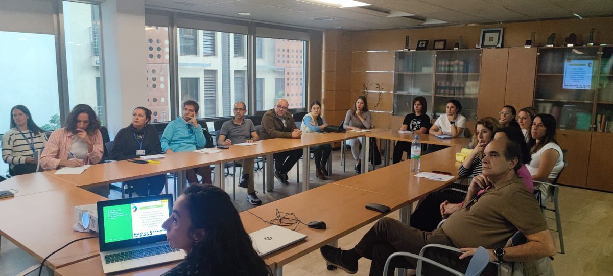 escuelapCAN's tweet photo. Mañana de formación en #GAPTFE con asociaciones de pacientes. 

Gracias a: 
AMATE
AECC
FUNDACION DR BARAJAS
ONG BALANCE WORLD
FUNDACION OLIVER MAYOR
PARKINSON TENERIFE
DWON TENERIFE
Fundacion PEQUEÑO VALIENTE
ACUFADE
ASCATEC
ATELSAM

Gracias @DaniPonPe por tu excelente trabajo https://t.co/QluGOdEXi2