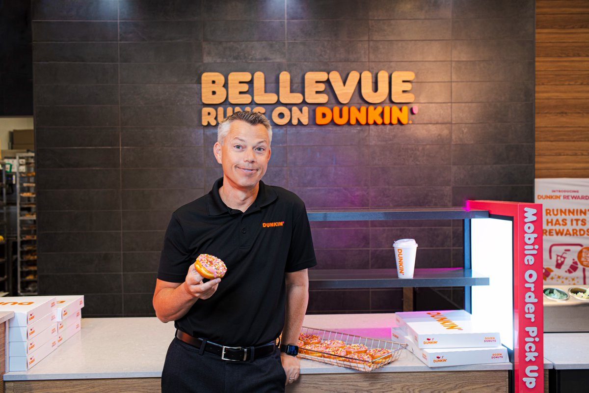 Just consider him the donut king of Nebraska.

This is the story of how Bryce Bares '00 brought @dunkindonuts to his home state, by @ronlieber '93 for #AmherstMagazine. bit.ly/3SzOTjf