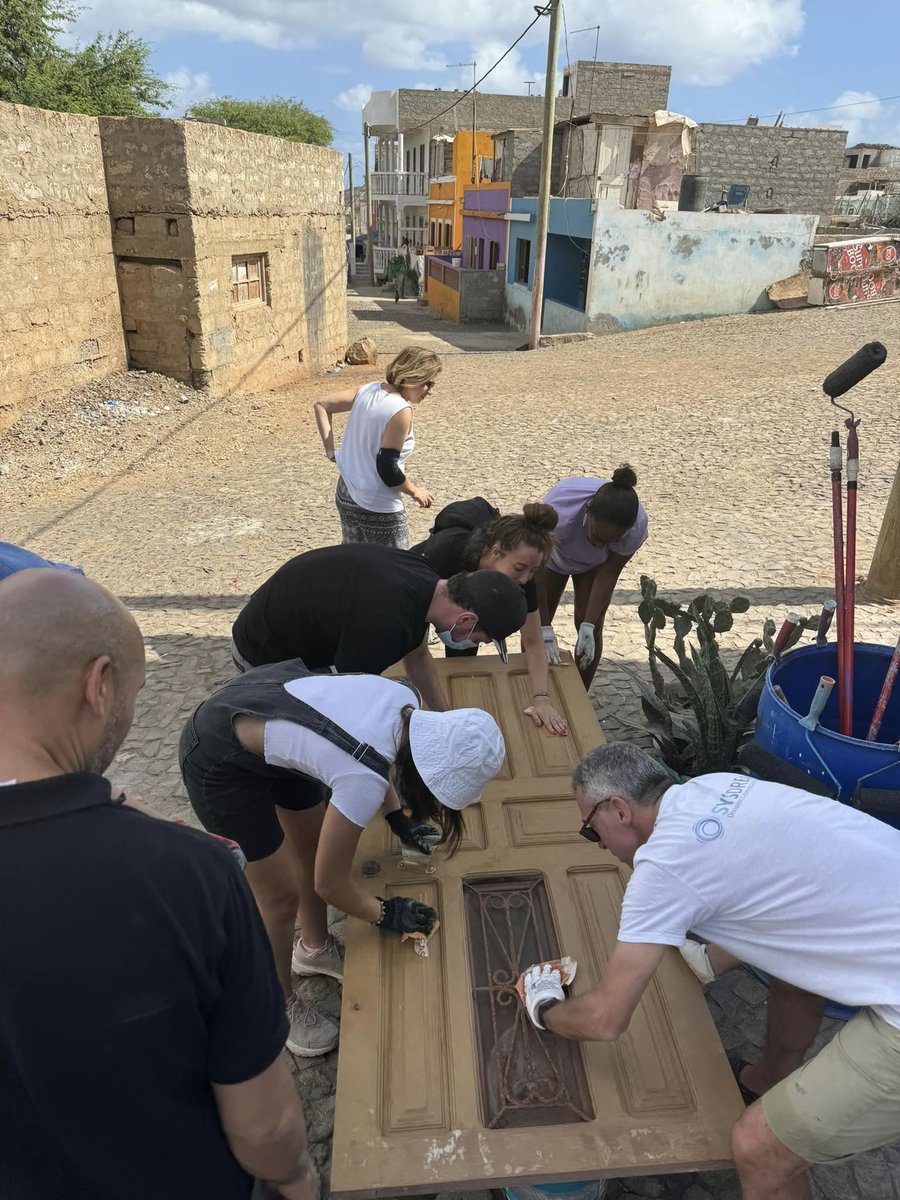 Hub_One's tweet photo. [HUB CHALLENGE] quelques nouvelles de nos Hub Challengers.
Petit retour en images sur une aventure où les mots peinent à traduire toute l'intensité et les émotions vécues. Un immense merci aux sponsors : THD COMMUNICATION, AGC CABLING, Alliance-Com, Reload Systems et ATLANTIS. https://t.co/lUY7EanCAx