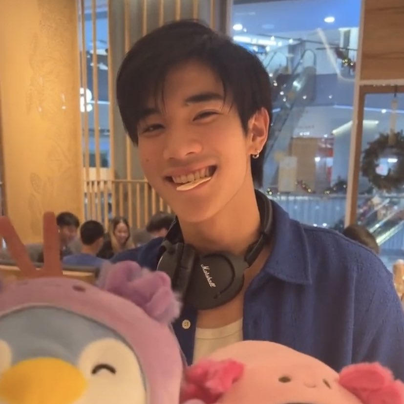 nox2perrr's tweet photo. เฉลยยังว่าโฟ้ดเป็น ไอติมเลิฟเวอร์ https://t.co/kb7jbhL4Gy