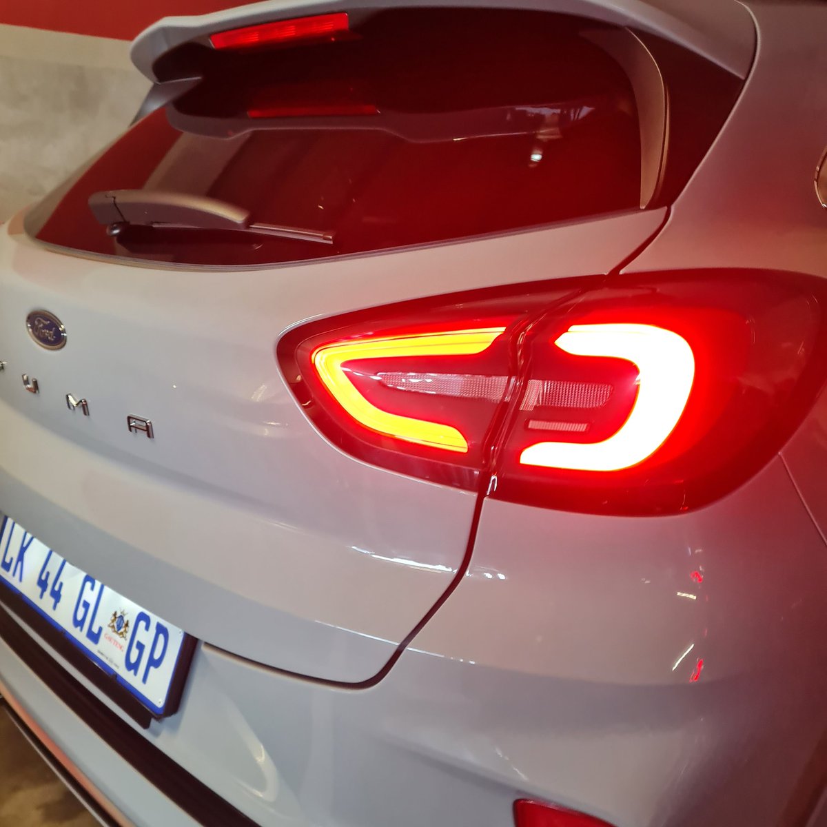 SpiceGoddess143's tweet photo. Exploring Cape Town in these beauties turning heads ! #GetCurious #PumaTitanium #PumaSTLineVignale #FordPuma @FordSouthAfrica https://t.co/rYWSMdsqJT