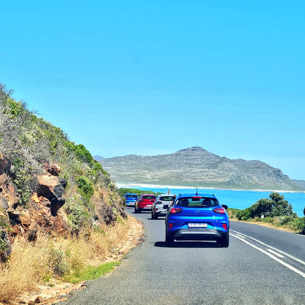 SpiceGoddess143's tweet photo. Exploring Cape Town in these beauties turning heads ! #GetCurious #PumaTitanium #PumaSTLineVignale #FordPuma @FordSouthAfrica https://t.co/rYWSMdsqJT