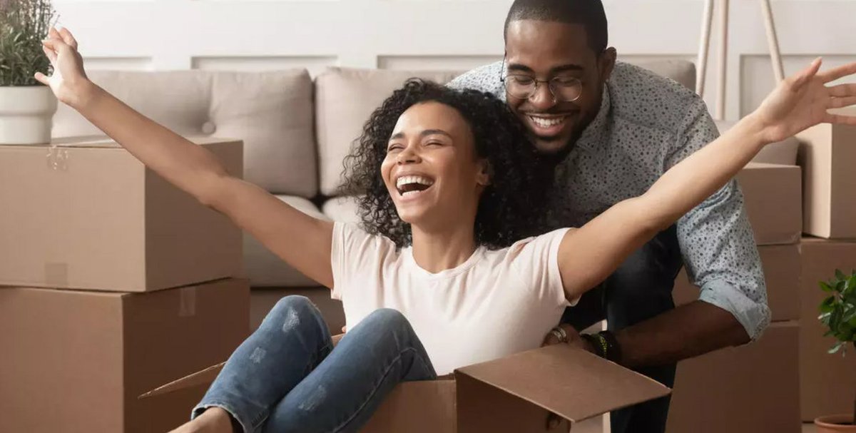 #DYK New homes with high-performance ventilation can eliminate accidental sources of bad air, like musty crawl spaces, exhaust-filled garages, and dusty attics? Find out the best strategies for building an efficient, healthy new home. bit.ly/46lBoa8