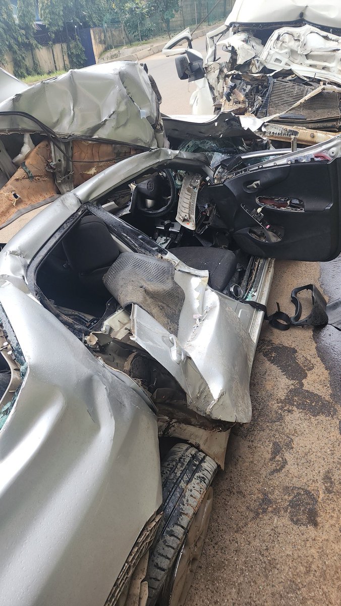 UOnwuvu's tweet photo. I haven't tweeted about this before. On the 6th of  October, while driving home, our car was rammed into by a tanker fully laden with petrol. The tanker head fell on us, and we got trapped for over one hour. My wife and I walked out of this scene without a broken bone. https://t.co/RHpY5cdDuo
