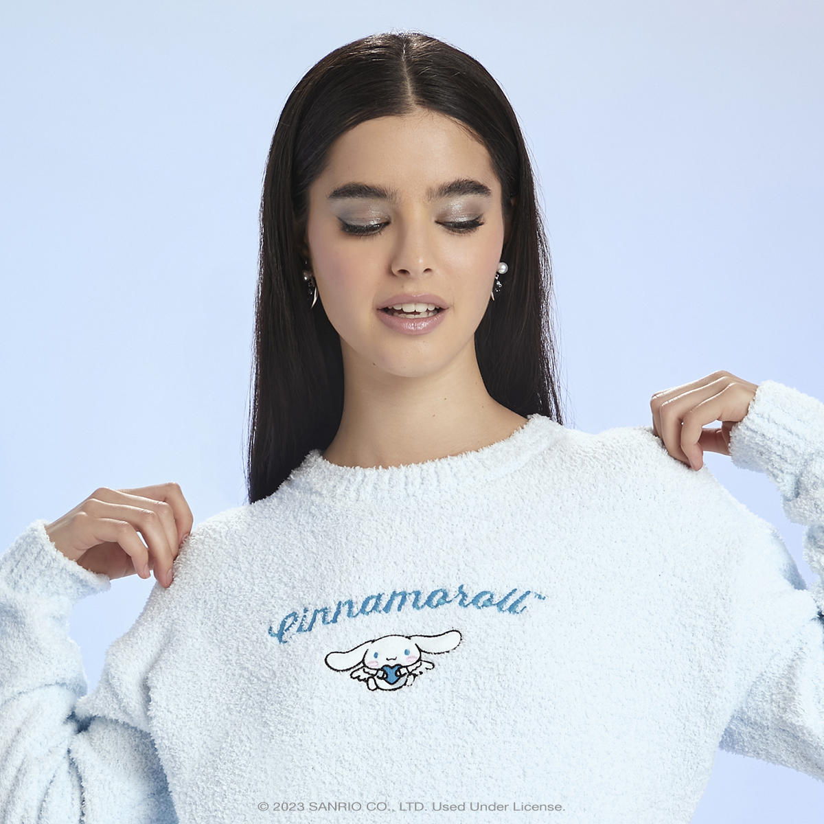 sanrio's tweet photo. Say hello to the holidays ❄️✨ @Forever21 x Hello Kitty and Friends Holiday collection is available in stores and online now: https://t.co/EReMMfrOMW https://t.co/Wn6Yhkdc76