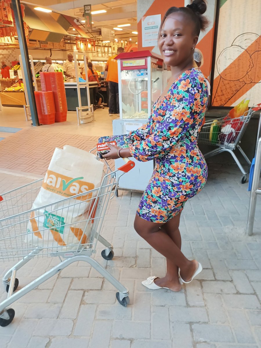 MissKavumbi's tweet photo. Today has been great 😃 I've had a good and kind client 😁 thank you for the trust 🙏♥️
 reach me on 0708803781 for any errands that you need to run.From parcel sending,pick up and delivery, grocery and household shopping 🛍️, following up on an order
📍(MOMBASA) https://t.co/CWcIamH8R8