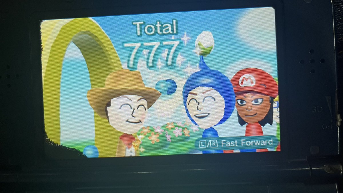 TomLegend101's tweet image. Of course I HAD to bring my 3DS to #BreezeLAN2023 so I could get those sweet StreetPass tags. 💚
I even managed to finally get 2,000 Miis in my plaza AND 777 unique encounters!! 🔥
@Breeze_Spl #StreetPass @ZionDood #Splatoon3