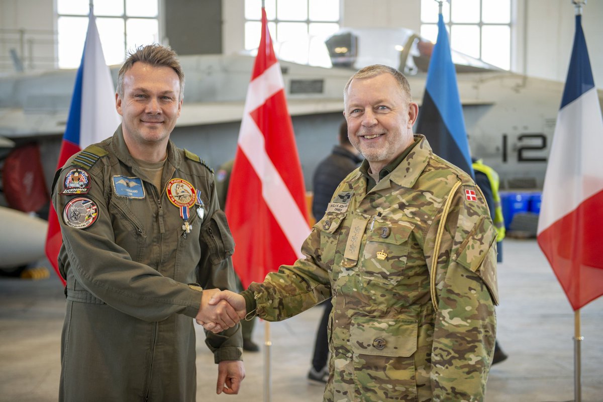 5 1/2 years as defence attache in🇱🇹, 🇪🇪 &amp; 🇱🇻 end today as I retire from 🇩🇰 Armed Forces. Thanks for good cooperation. We have explored all parts of Baltics and enjoyed every moment. 
With this, I hand the account over to new DA, Capt (N) Visti Salomonsen 
Br Niels
“OVER AND OUT”