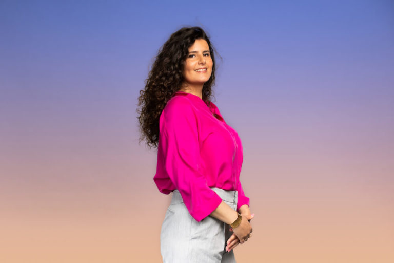 MINIPUTBCN's tweet photo. 💎 Un altre dels punts forts del #MINIPUT2023 són els nostres convidats.
🎥 Com la presència de la directora Shamira Raphaëla qui presentarà un programa doble.
📺 SIHAME i SHABU: les sessions finals de la 29a mostra de televisió de qualitat.
https://t.co/kh6jo3OfsU https://t.co/4796fXe61w