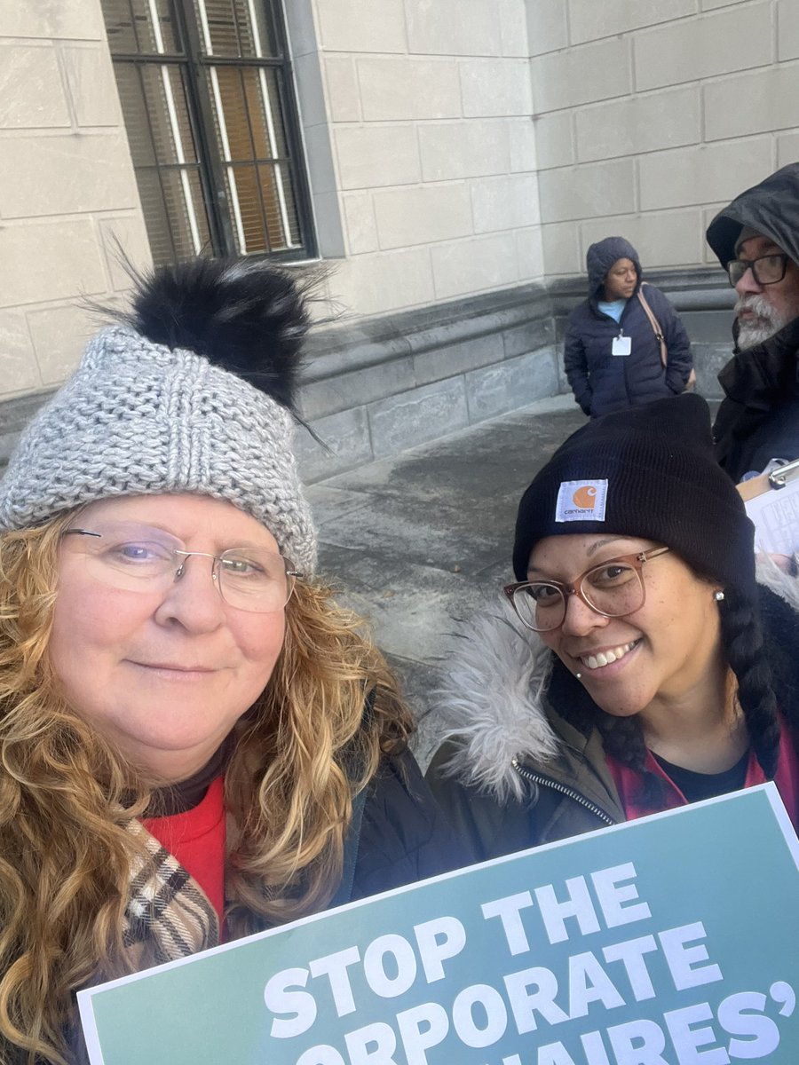 DebJaguar's tweet photo. @ForTheManyNJ @GovMurphy #FundOurNJ #TaxTheWealthy We cannot afford a $1 billion tax cut for millionaire companies when families, schools, open space, etc are suffering.  We pay our fair share. The big billionaires have to as well. Do NOT sunset the corporate business tax. https://t.co/CMCohHaUj6