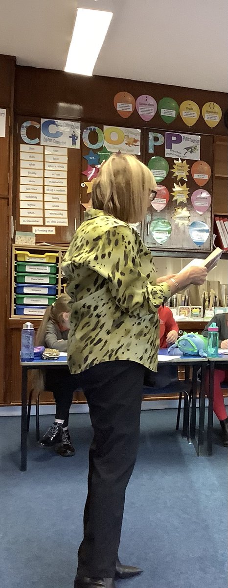lamlashprimary's tweet photo. Classes across the school took part in the 'KILTS St. Andrew’s Reading Record’, reading a Scottish text for up to half an hour. Even our headteacher, Mrs Foster, got involved, reading an extract to P5/6 📚😀@KidLitScotland #KidLitScot https://t.co/igUiJ8gfcM