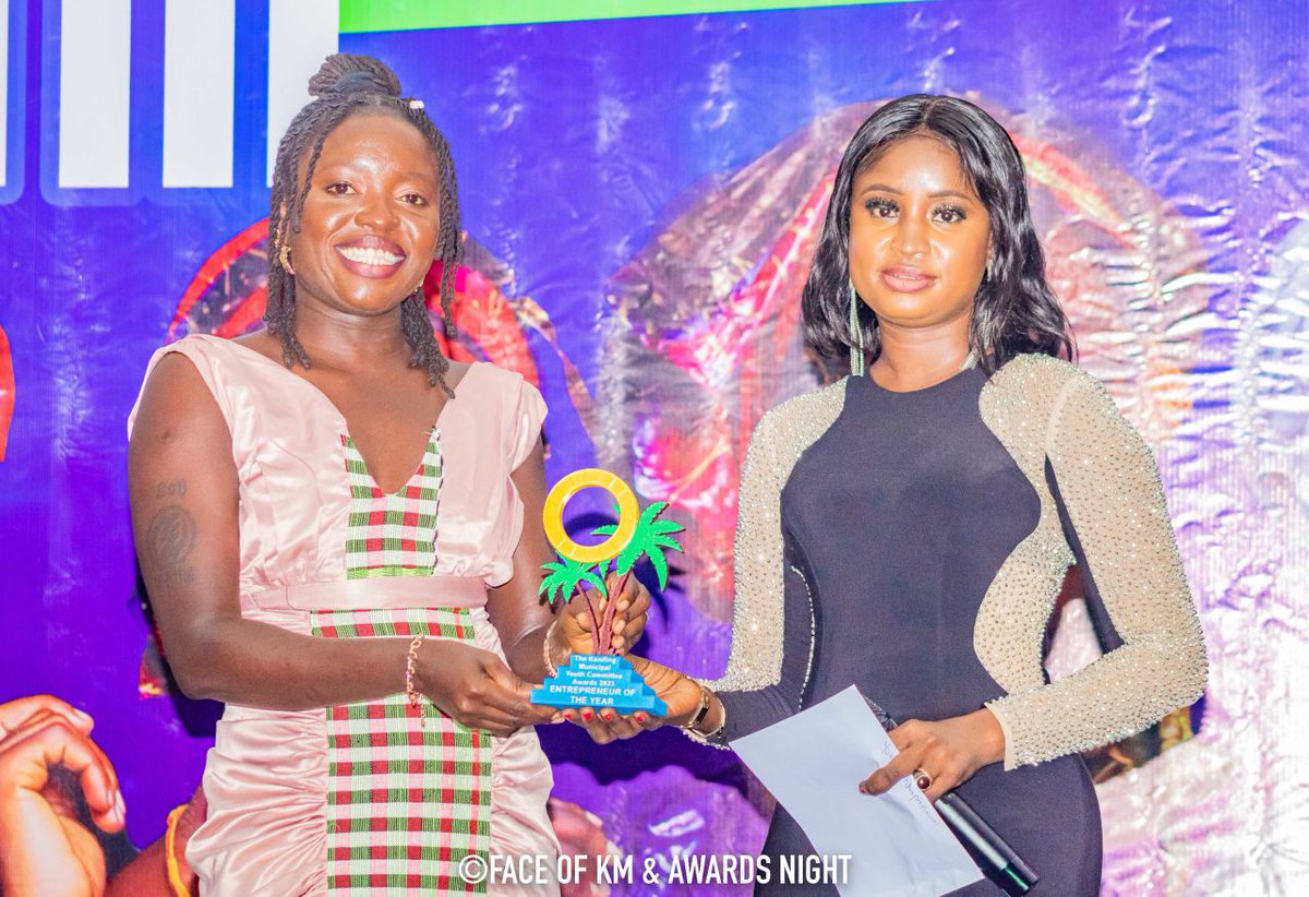 KMYouthCommitte's tweet photo. Face of KM &amp; Awards night 2023 WINNER OF THE ENTREPRENEUR  OF THE YEAR AWARD 

#FaceOfKm2023
#AwardsNight2023
#CelebratingYoungPeople https://t.co/jq6ICHl7No